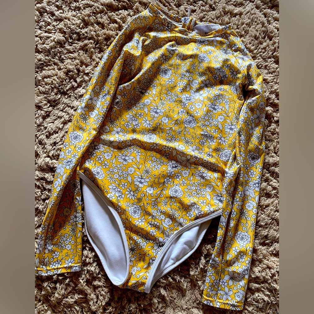 Art Class Rash Guard Swimsuit Size XL (14/16) Girls